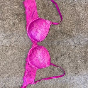 Victoria’s Secret biofit uplift bra